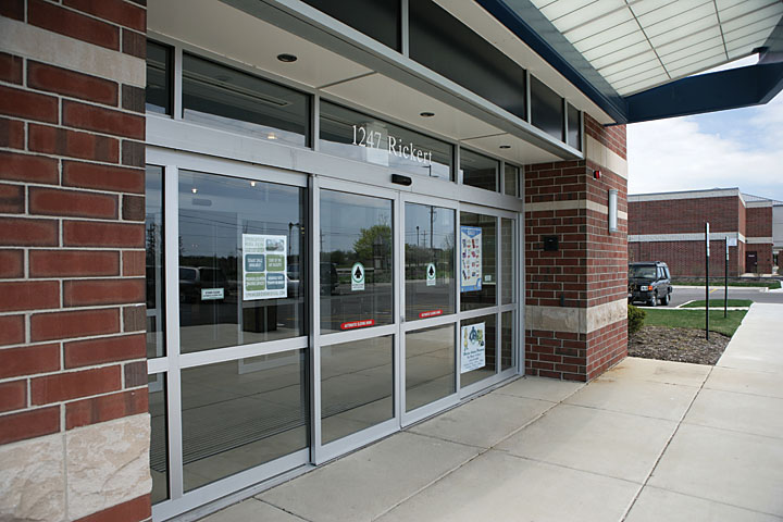 How to Evaluate the Long-Term Performance of an Automatic Door System